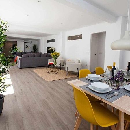 Isg Apartments Downtown Family Haven Free Parking Spot Sevilla Exterior foto