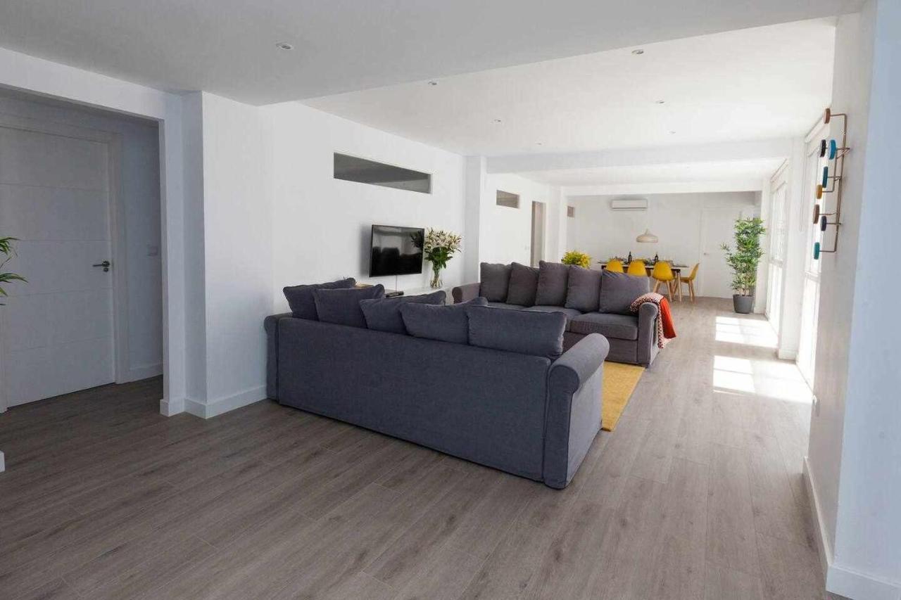 Isg Apartments Downtown Family Haven Free Parking Spot Sevilla Exterior foto
