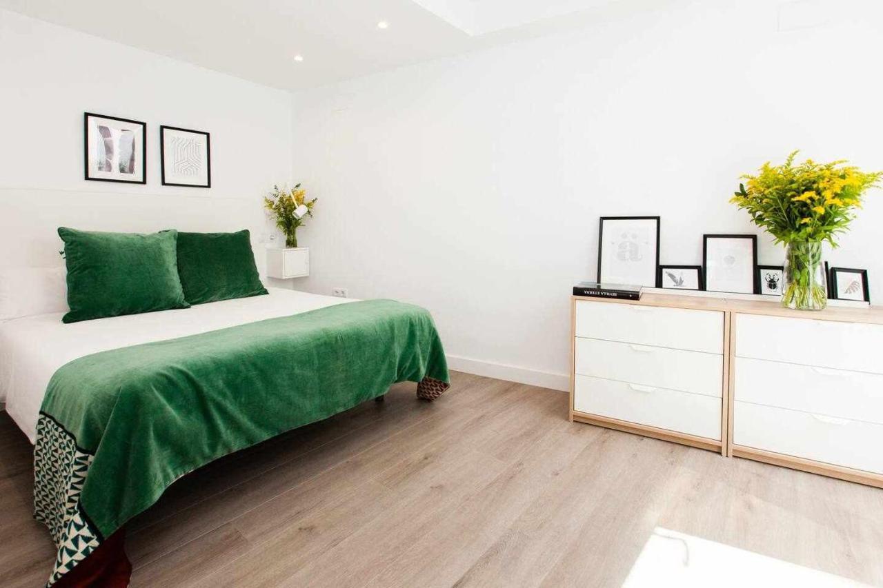 Isg Apartments Downtown Family Haven Free Parking Spot Sevilla Exterior foto