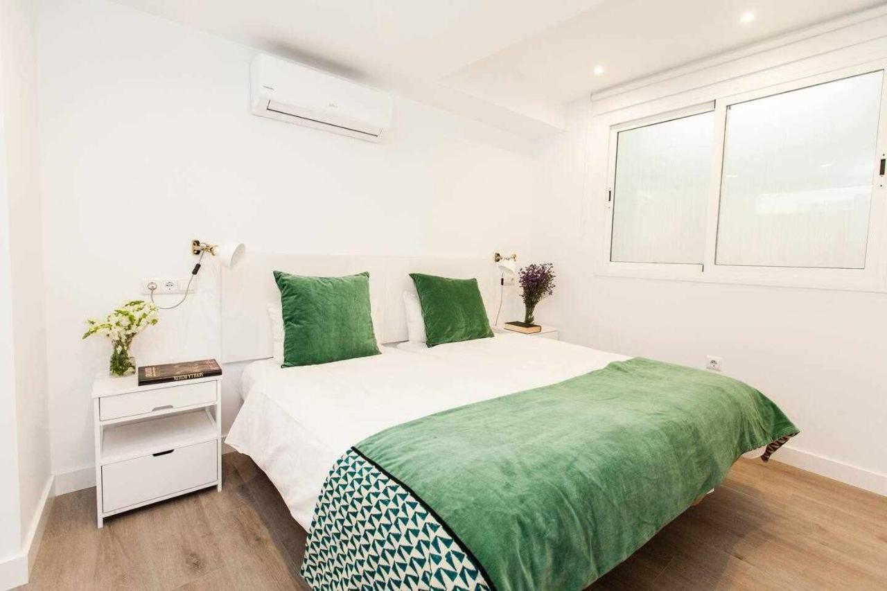Isg Apartments Downtown Family Haven Free Parking Spot Sevilla Exterior foto